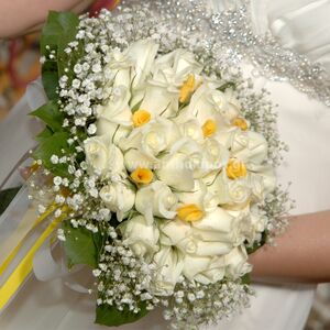 Μπουκέτο Γάμου με τριαντάφυλλα λευκά και κίτρινα